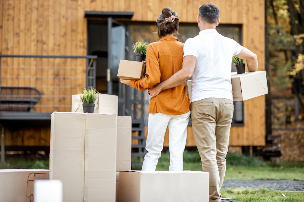 Gérer les délais serrés et les contraintes lors d'un déménagement pour une transaction immobilière réussie