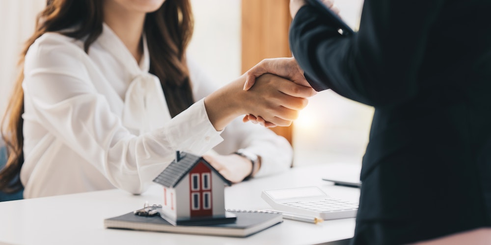 Devenir agent immobilier sans diplôme : tout ce que vous devez savoir